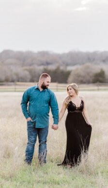 Abbie + Dustin's Old Baylor Park Engagement Session in Brenham, TX with Rachel Driskell Photography