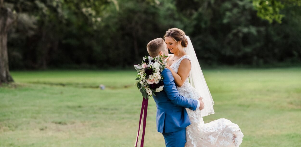 Taylor and Landon's Elegant Wedding at Addison Woods in The Woodlands, TX with Rachel Driskell Photography