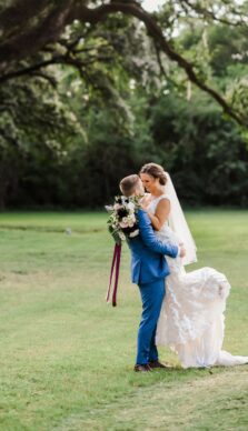 Taylor and Landon's Elegant Wedding at Addison Woods in The Woodlands, TX with Rachel Driskell Photography