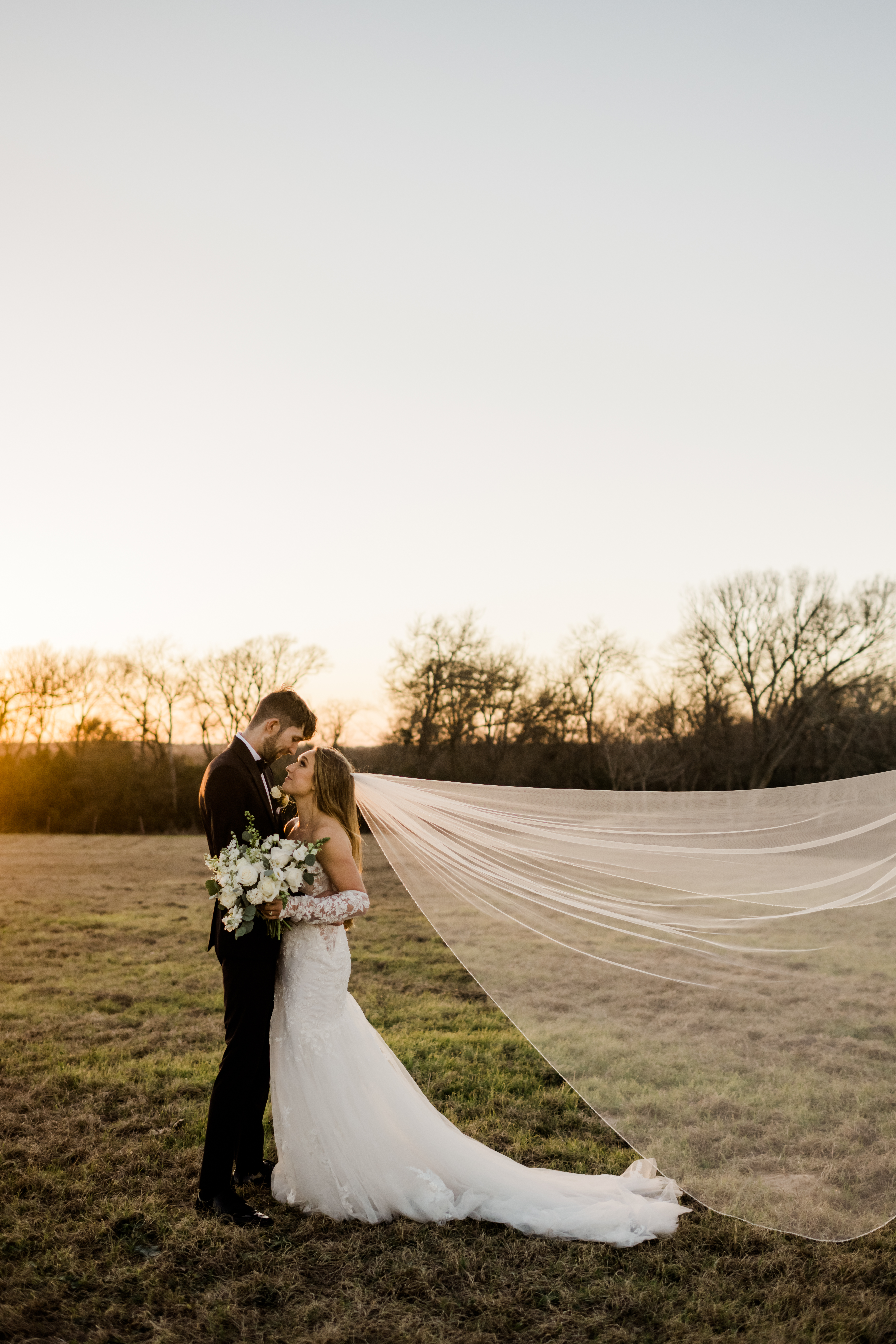 Courteney & Chase's Wedding at Deep in the Heart Farms in Brenham, TX with Rachel Driskell Photography