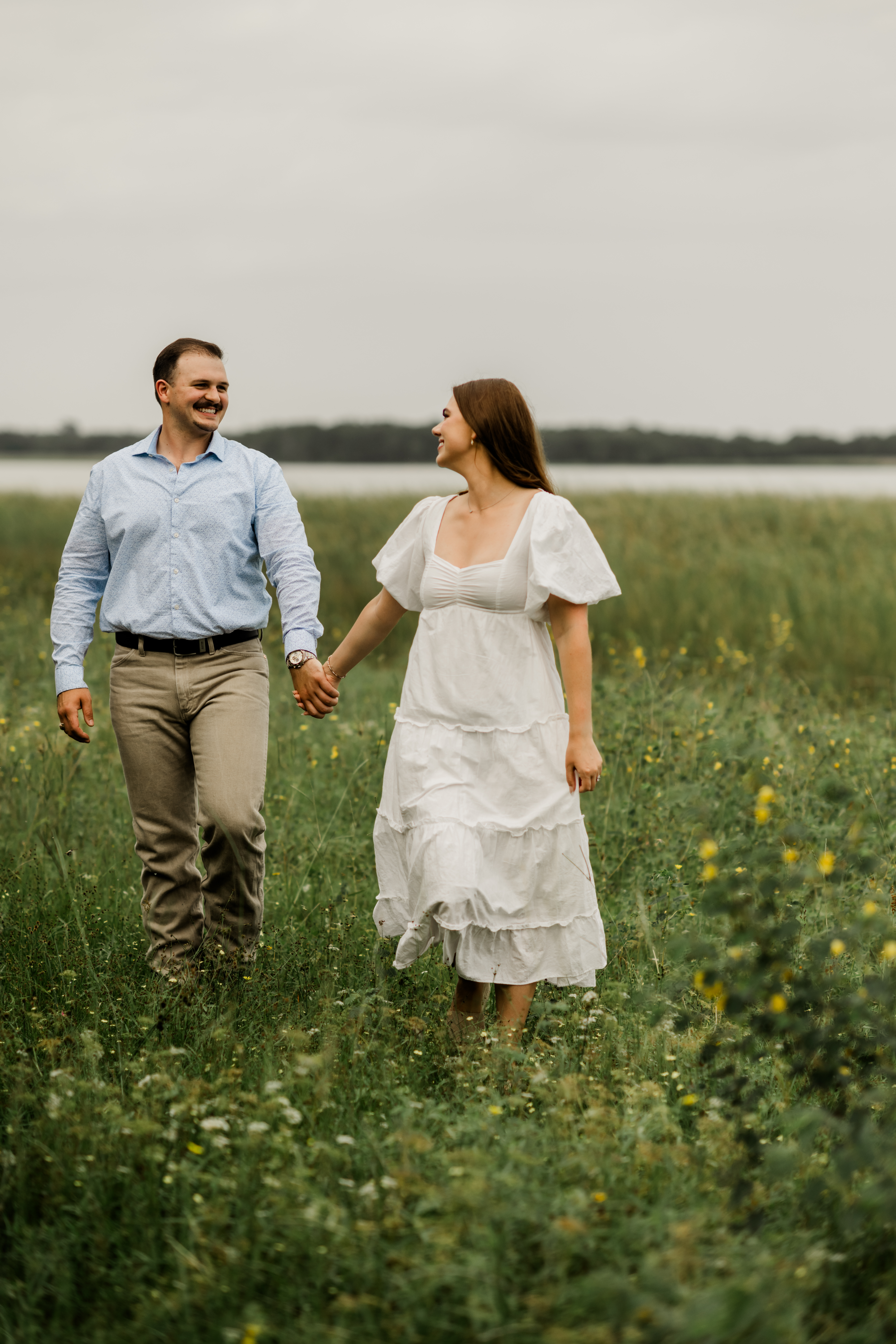 Keira and Ryan's Lake Bryan Engagement Session in Bryan, TX with Rachel Driskell Photography