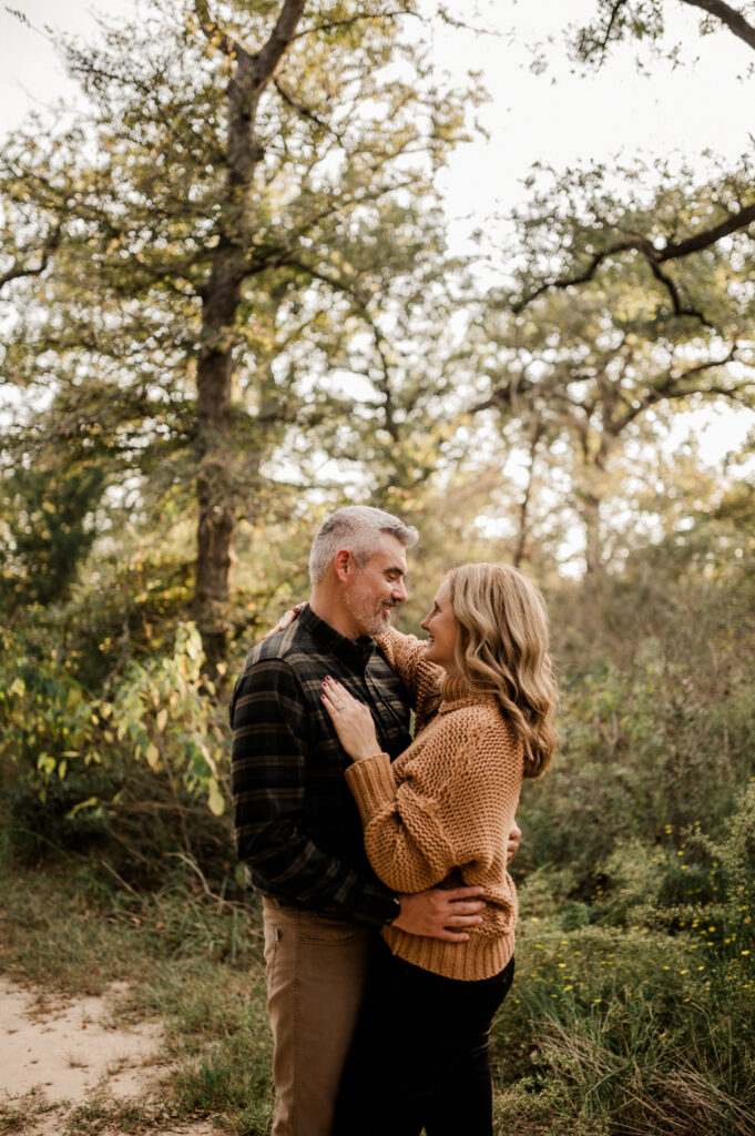 Stacy and Kyle's Engagement Session in Bryan, Texas with Rachel Driskell Photography | www.racheldriskell.com